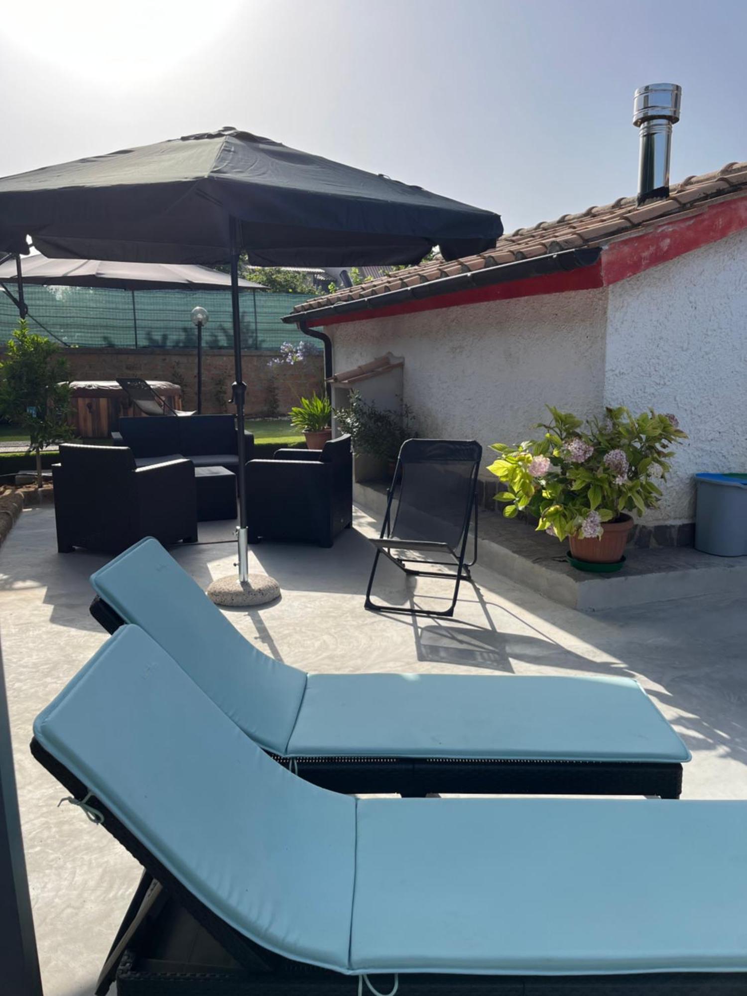 Aparthotel La Petite Famille à Corchiano Extérieur photo
